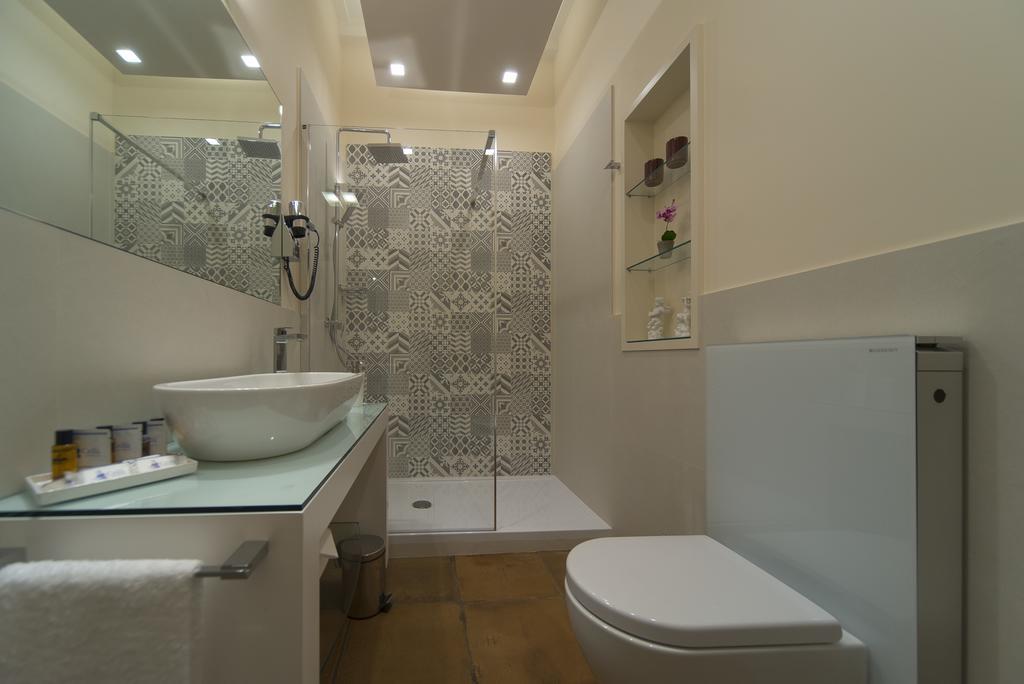 La Porta Rossa Di Borgo - Vatican Luxury Suite Рим Екстериор снимка